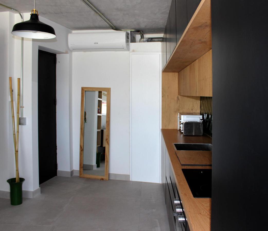 Loft Apartment *